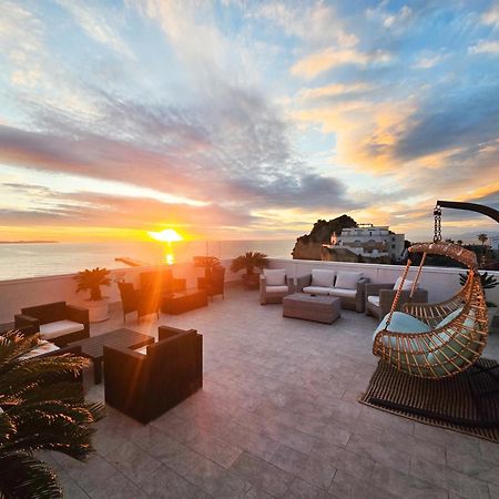 Naro Suites And Rooms Баколи Экстерьер фото